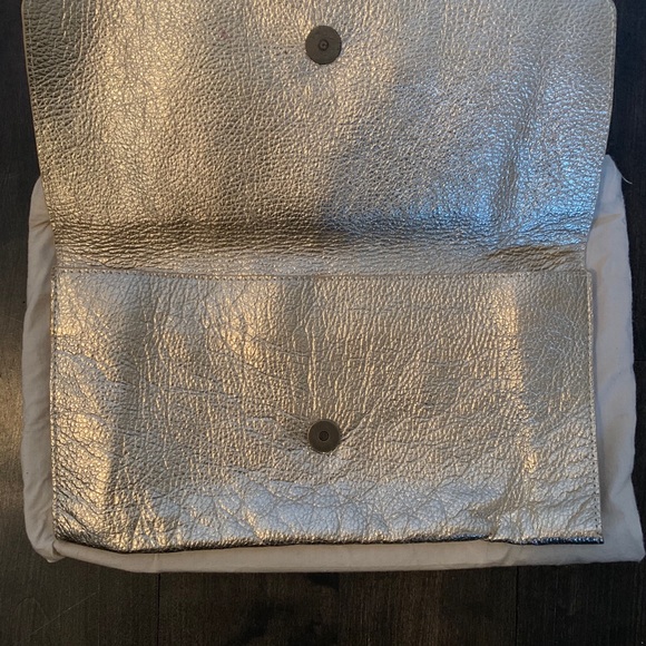 Gerard Darel metallic gold soft clutch - Picture 2 of 5